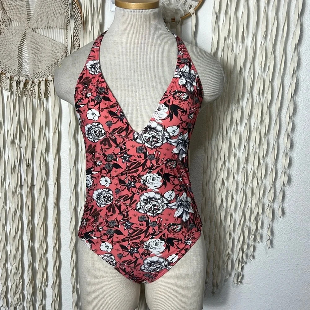 VIX Swimwear Pink and Gray Floral One Piece Swimsuit Size Large